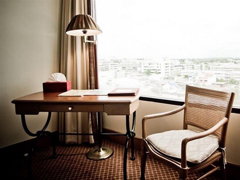 Laithong Hotel Ubon Ratchathani Zewnętrze zdjęcie