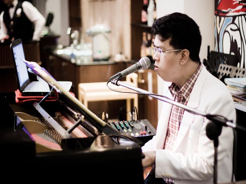 Laithong Hotel Ubon Ratchathani Zewnętrze zdjęcie
