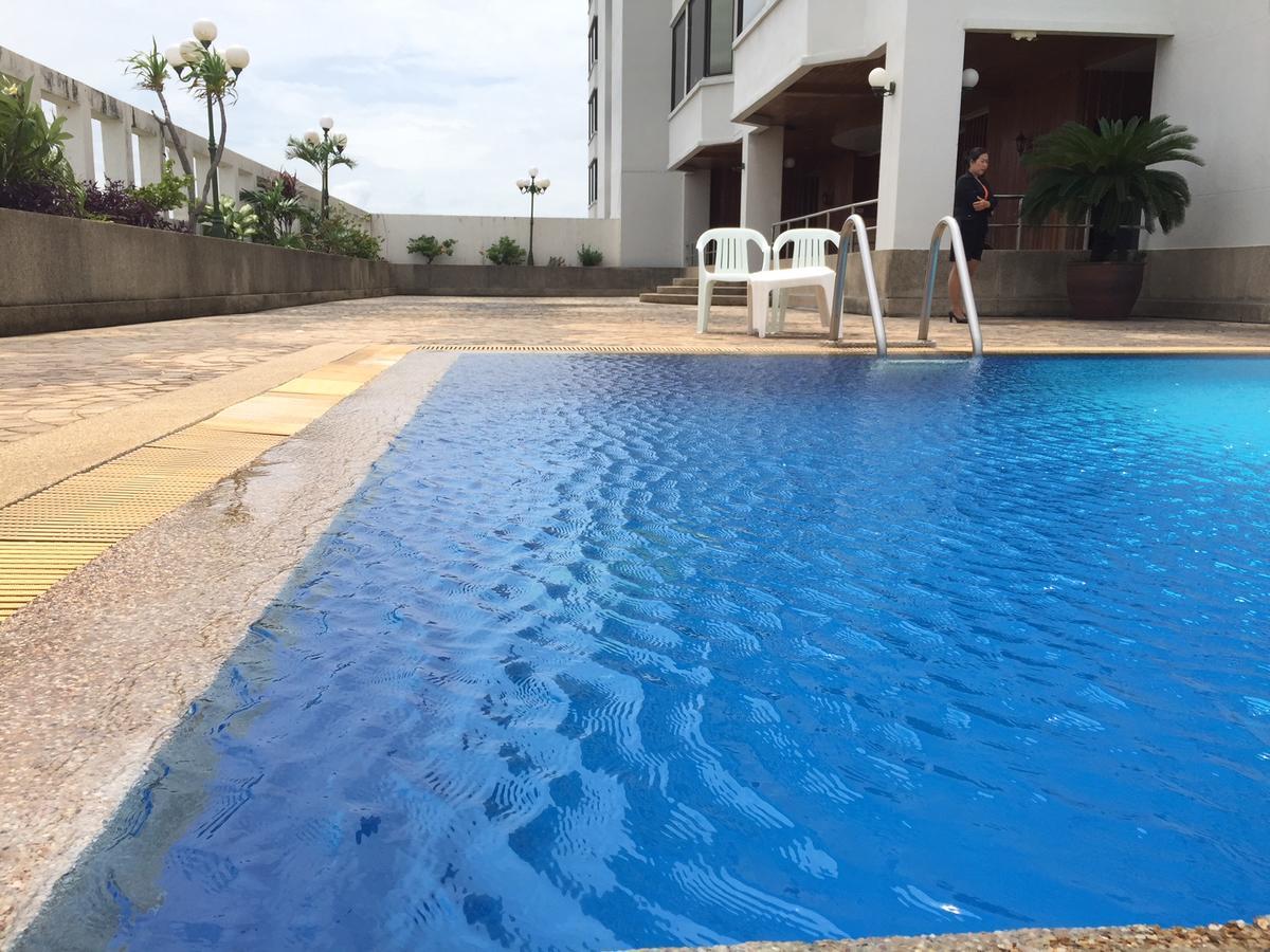 Laithong Hotel Ubon Ratchathani Zewnętrze zdjęcie
