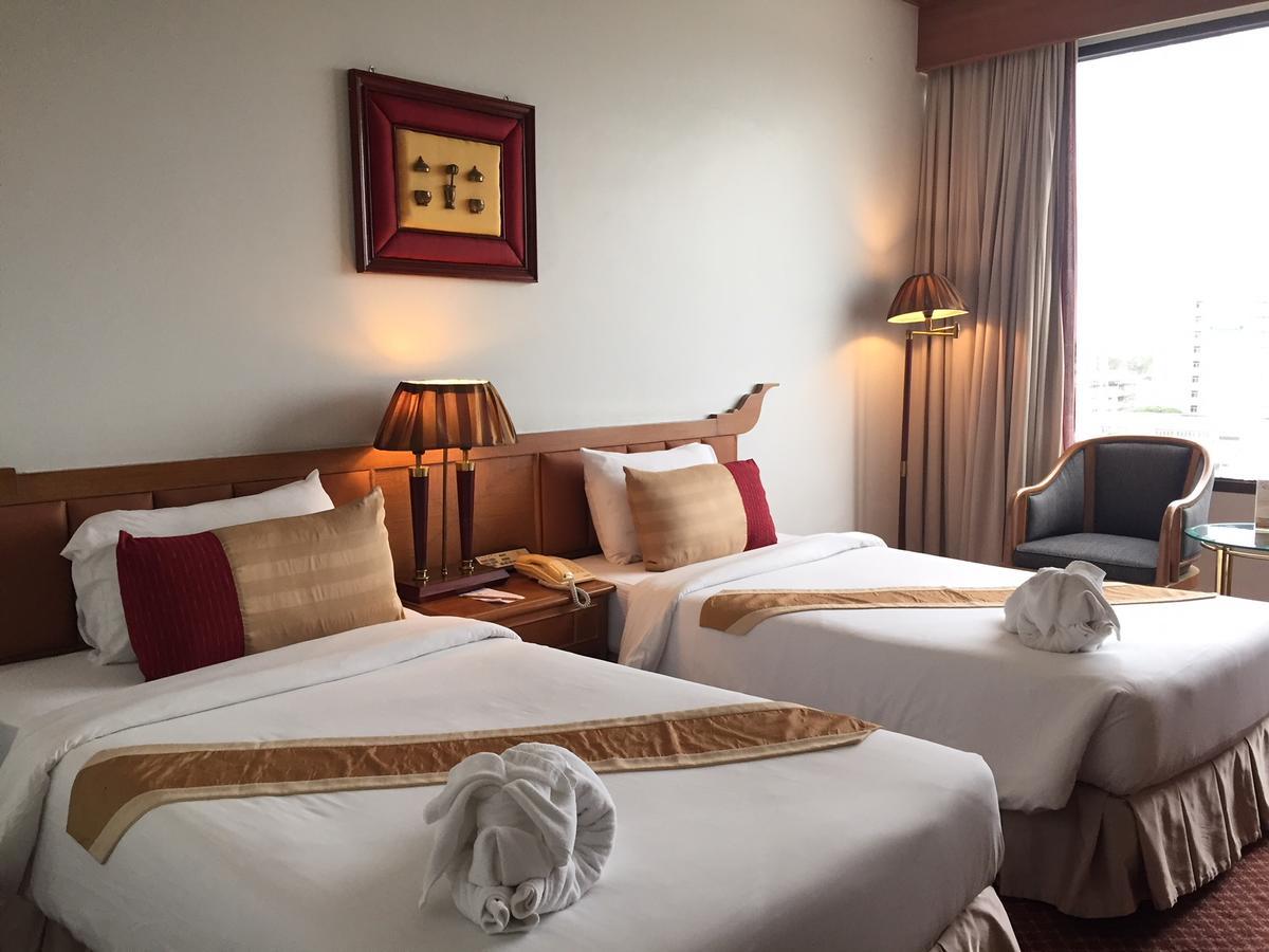 Laithong Hotel Ubon Ratchathani Zewnętrze zdjęcie